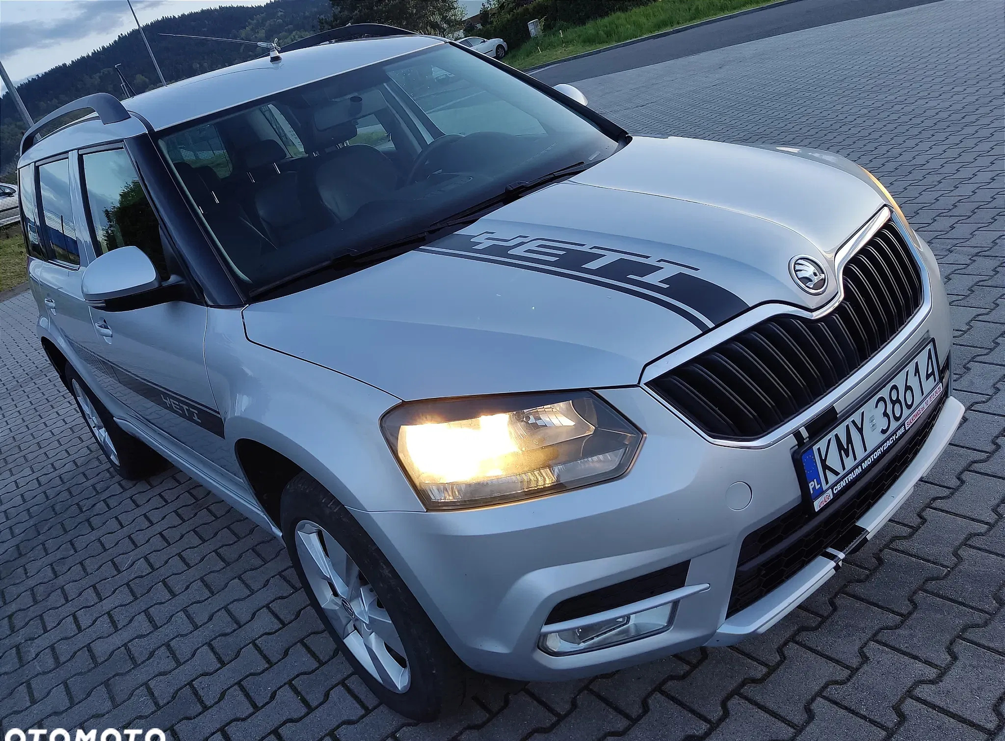 Skoda Yeti cena 45000 przebieg: 170000, rok produkcji 2016 z Myślenice małe 562